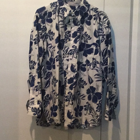 Caribbean Joe Other - Mens long sleeve shirt. Size M